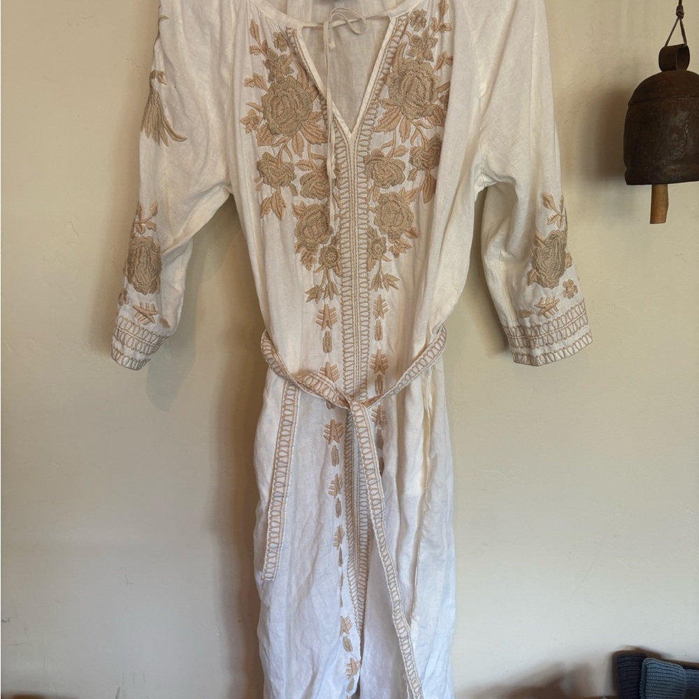 Johnny WasEmbroidered White and Tan Bohemian Midi Dress